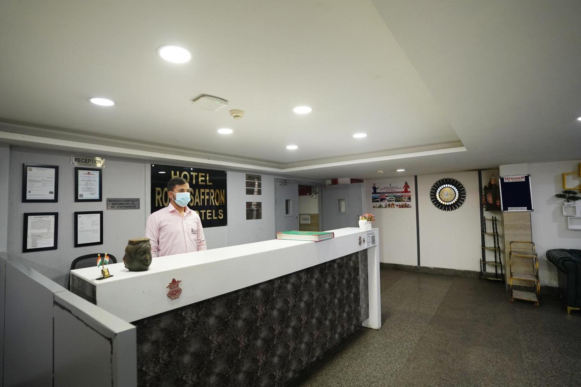 Lyf Corporate - Kirti Nagar 3*