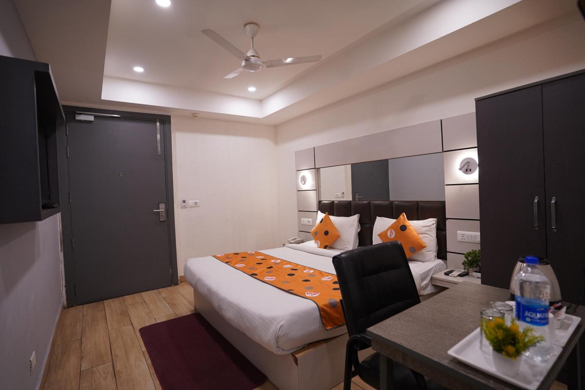 Lyf Corporate - Kirti Nagar Hotel 3*